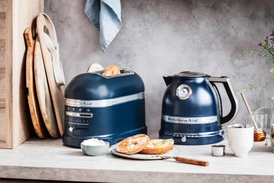 Artisan vedenkeitin säädettävällä lämpötilalla 1,5 L, Ink blue