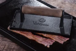 Bacon- ja grillipaino valurautaa puukahvalla, 21x11 cm