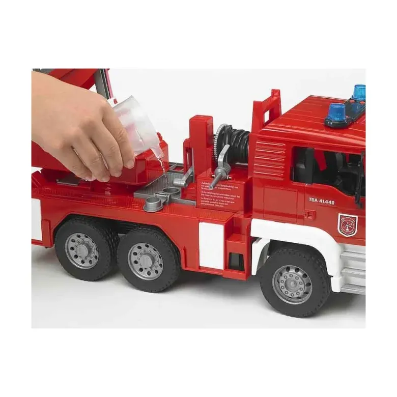 Bruder Brandbil Lastbil MAN med Vattenpump 02771