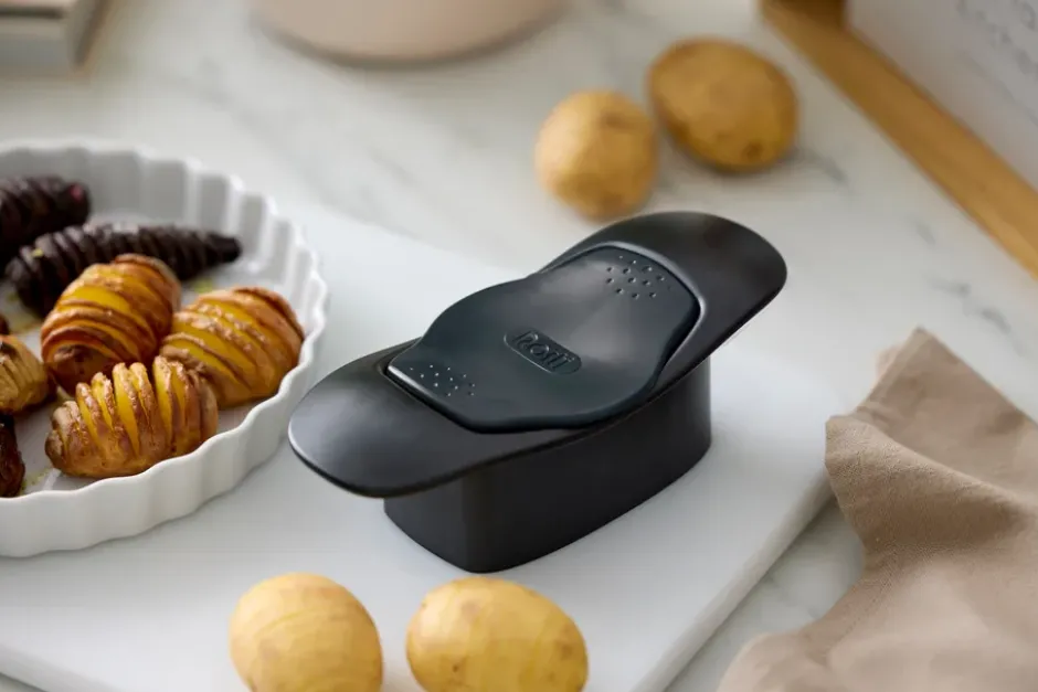Classic hasselback-leikkuri, Musta