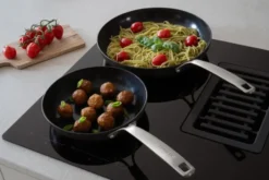 Combekk Element paistinpannu alumiini musta, Ø20 cm