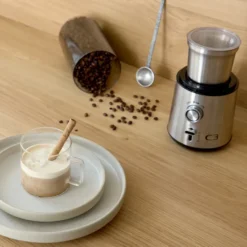 Design Kahvimylly CG700 85 g, Harjattu ruostumaton teräs