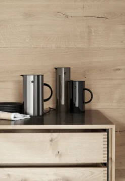 EM77 vedenkeitin 1,5 l, Teräs