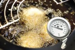 Friteeraustermostaatti pidikkeellä, Ruostumaton teräs