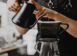 Gastroback Design 42329 vedenkeitin pour over, Musta