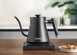 Gastroback Design 42329 vedenkeitin pour over, Musta