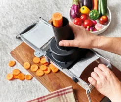 Gravity viipalointi lisäosa de Buyer mandoliini, Musta