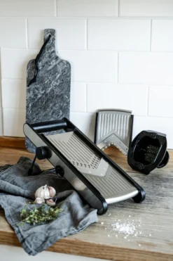 Heirol mandoliini V-terä, Ruostumaton teräs 32×12 cm