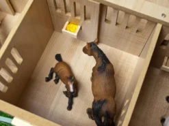 Häststall 7 st. stallboxar Rosa leksak till Schleich hästar Kids Globe 1:24