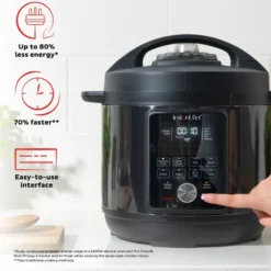 Instant Pot Duo Plus monitoimikeitin, Musta