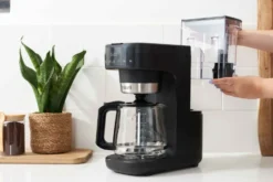 Instant Pot Infusion Brew Plus kahvinkeitin, Musta