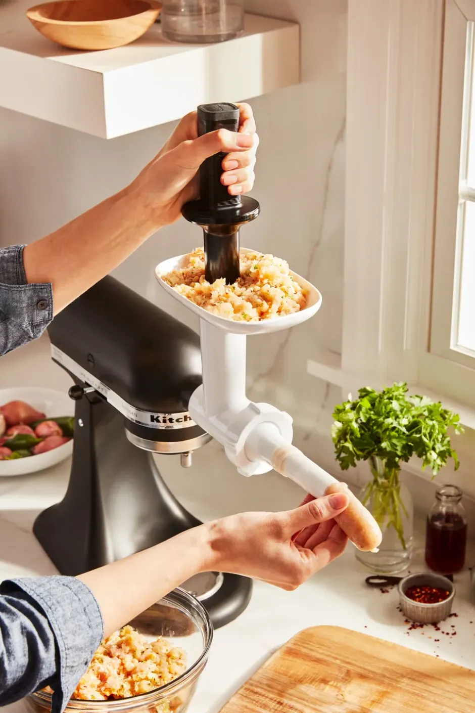 KitchenAid makkarasuppilo lihamyllyyn, White