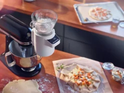KitchenAid siivilä vaa'alla yleiskoneeseen, White