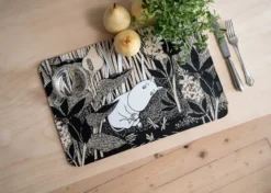 Moomin originals pöytätabletti 30x45 cm, The Pond