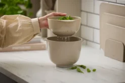 NEW Margrethe kulho siivilällä, Humus, 1,5 litraa