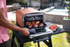 Ninja Woodfire sähköuuni ja smoker OO101EU, Ruskea