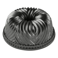 Nordic Ware Bavaria bundt -leivontavuoka, 2,4 l