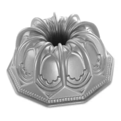 Nordic Ware vaulted cathedral kierteinen kakkuvuoka, 2,1 l