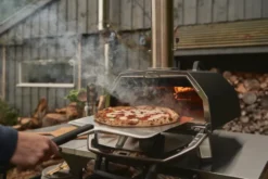 Ooni Karu 2 Pro pizzauuni 16