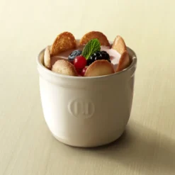 Ramekin-muotti N°8, Kermanvärinen