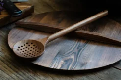 Satake reikäkauha 33,5 cm, Pähkinäpuu