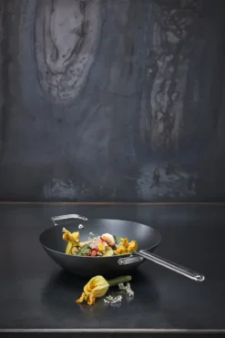 Scanpan wokkipannu 30 cm, Musta