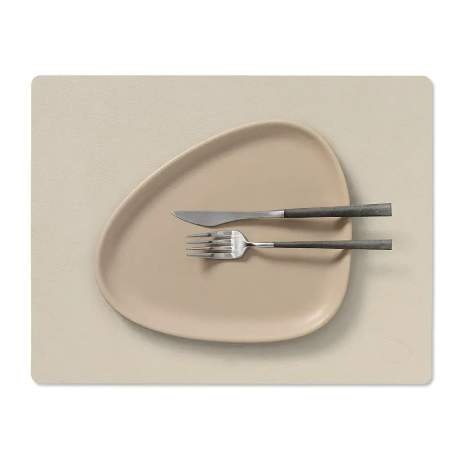 Serene pöytätabletti square M 26,5 x3 4,5 cm, Cream