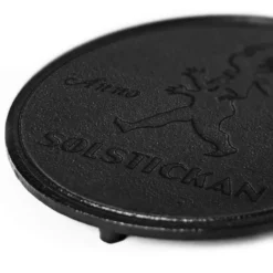 Solstickan pannunalunen Ø 19 cm, Musta