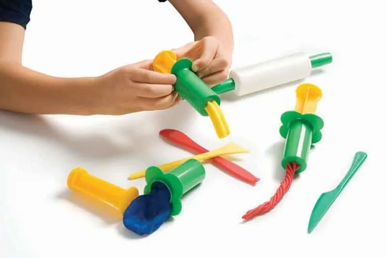 12 stansformar och 1 kavel till leklera och plastilina Jovi