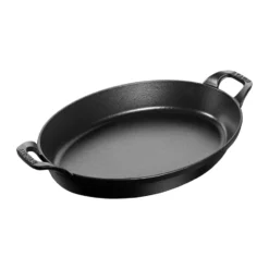 Staub ovaali uunivuoka valurauta 32 cm., Musta