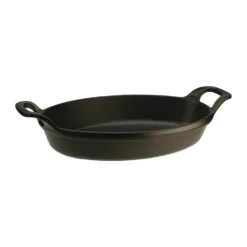 Staub ovaali uunivuoka valurauta 24 cm., Kirsikka
