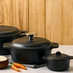 Victoria pata valurauta esikäsitelty, 1,9 l
