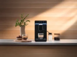 Volo EMA1B-TCM19 automaattinen espressokone, Musta